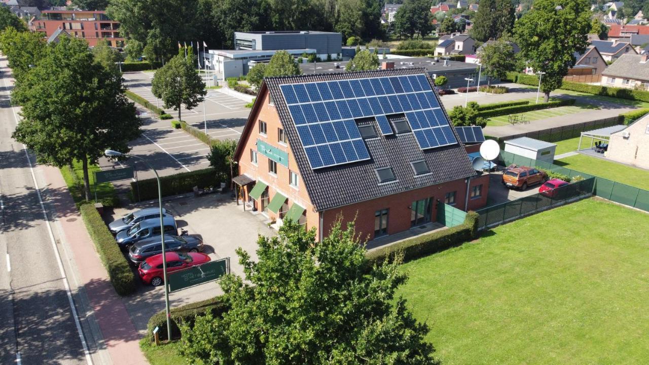 Hotel Het Buskruid Lummen Exteriör bild