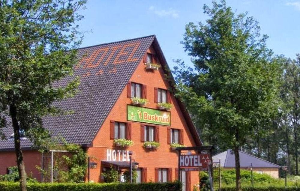 Hotel Het Buskruid Lummen Exteriör bild