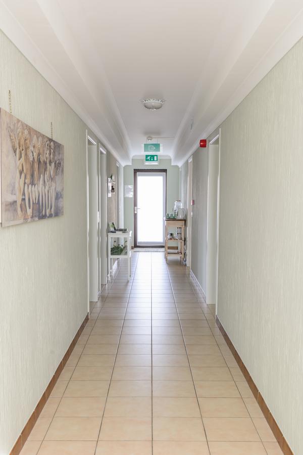Hotel Het Buskruid Lummen Exteriör bild